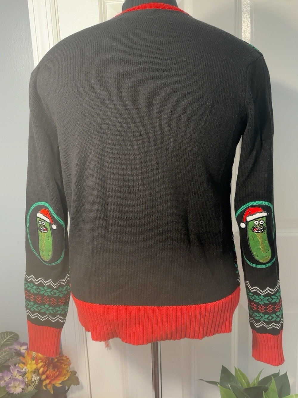 Men’s Rick and Morty Light-Up Christmas Ugly Sweater Size Small - Picture 4 of 8